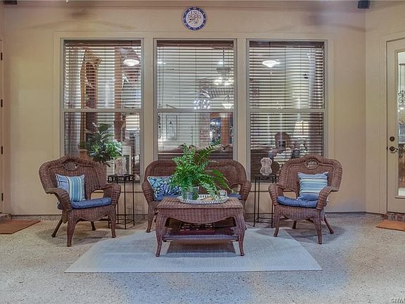 4th image of 4938 Willow Chase Dr