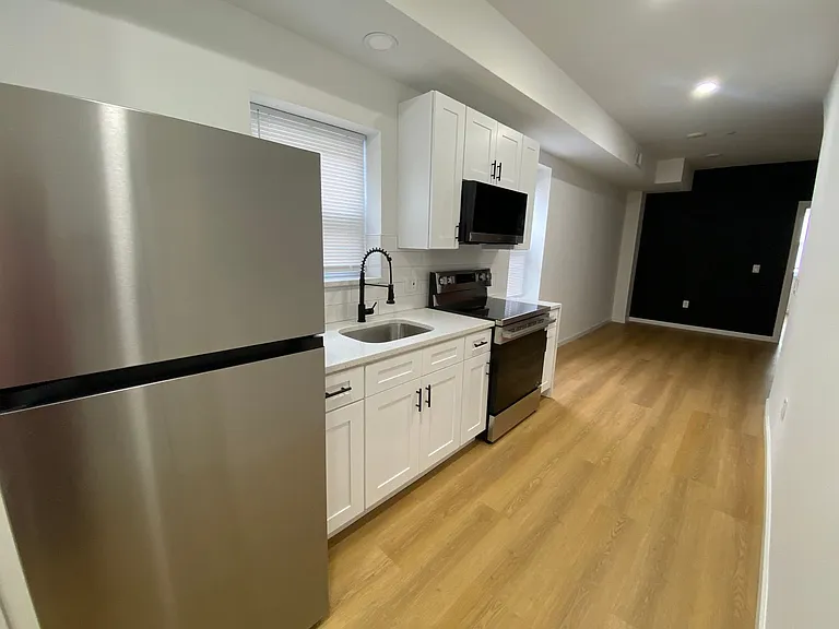 5639 Market St, — Photo 5