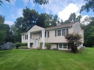 106 Longview Rd, Monroe, CT 06468