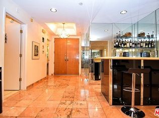 125 N Gale Dr APT 106, Beverly Hills, CA 90211