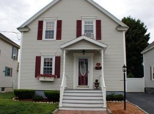 81 Endicott St, Lowell, MA 01854