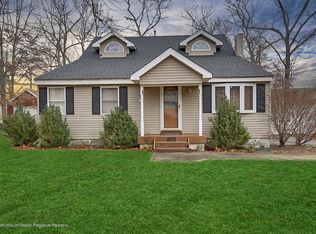 675 Deerhead Lake Dr, Forked River, NJ 08731