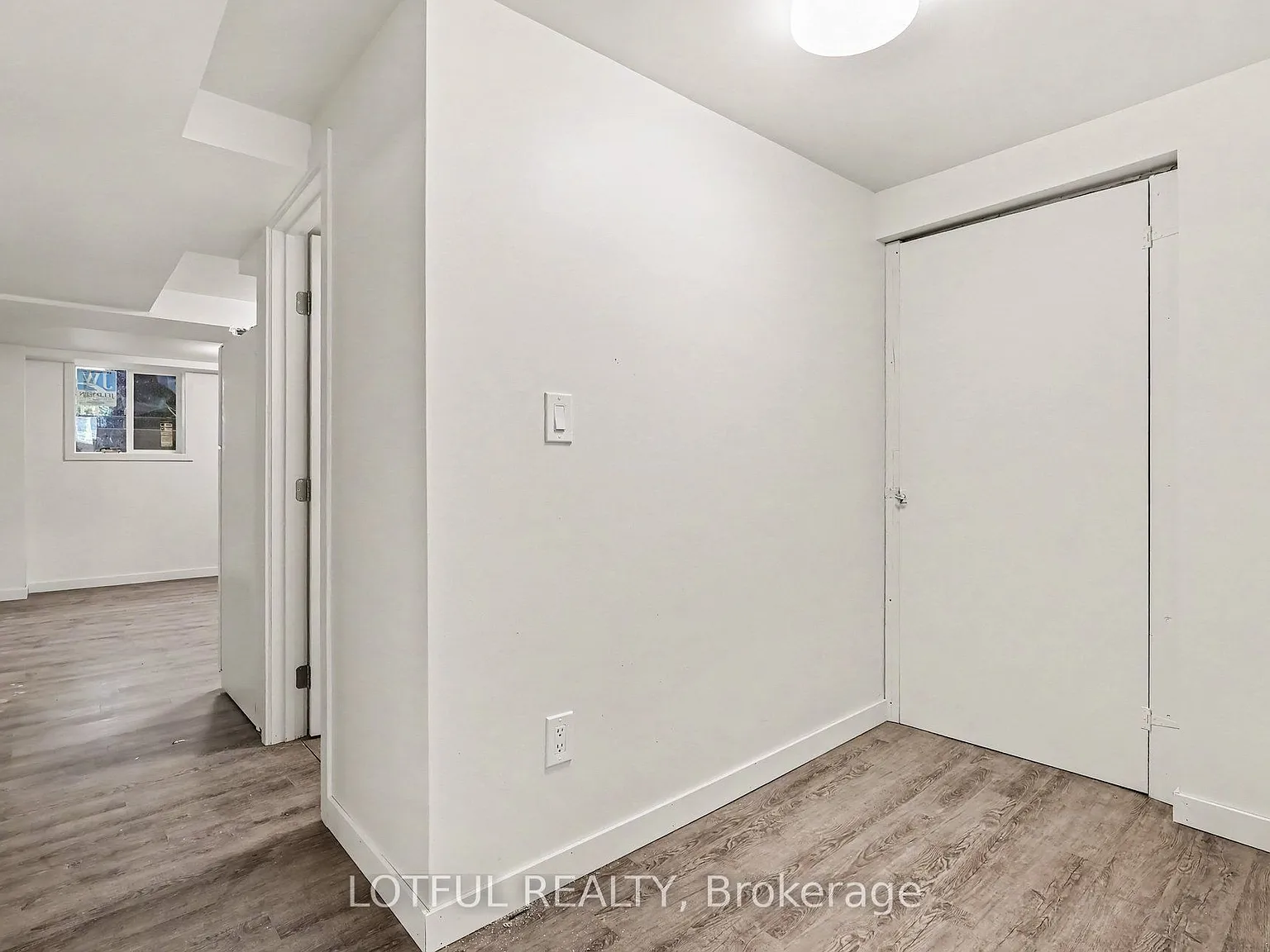 4 bed, $3,200 — Photo 3