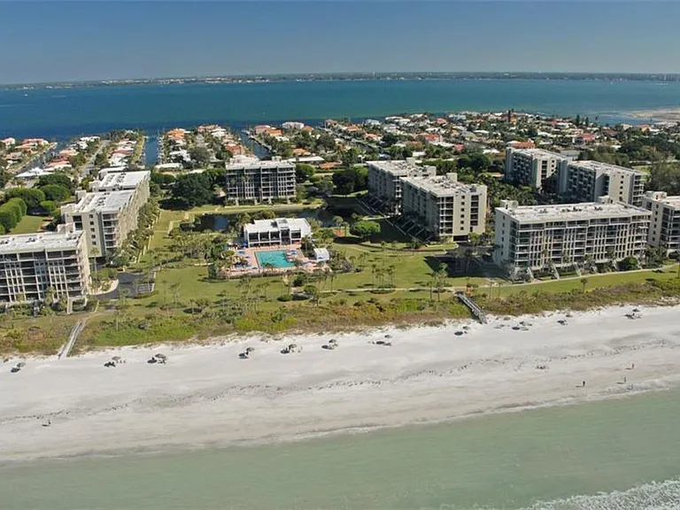 1125 Gulf Of Mexico Dr #403 — Photo 50