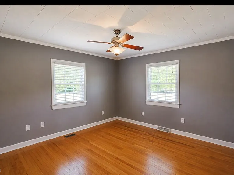 Bedroom/spare room