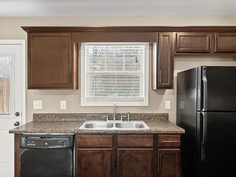 1761 Spring Water Dr #C — Photo 10