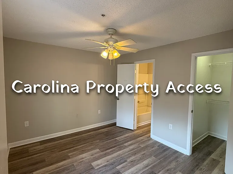 1401 Collegiate Cir #202 — Photo 22