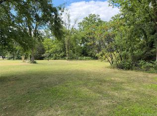 9177 Bemis Rd, Ypsilanti, MI 48197