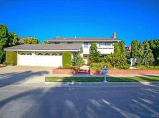 2 Mission Bay Dr, Corona Del Mar, CA 92625