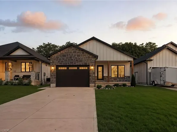 7 Macneil Ct, Bayham, ON N0J 1T0