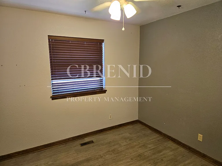 4615 Wheatland St — Photo 7