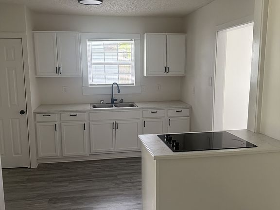4th image of 3388 Carrington Rd