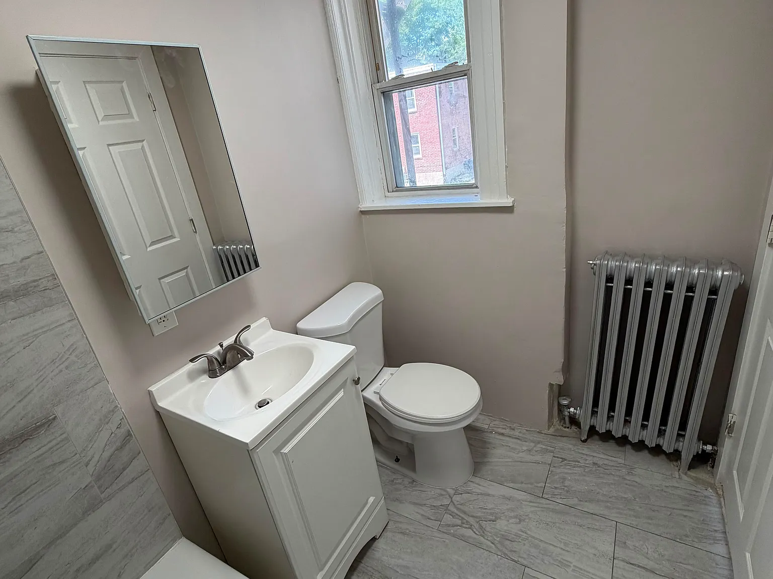 1 bed, $1,300 — Photo 2