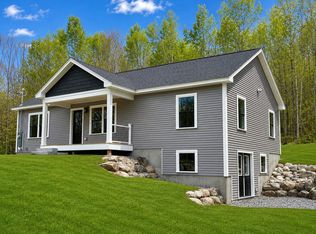 1 Kindred Dr, Bridgton, ME 04009