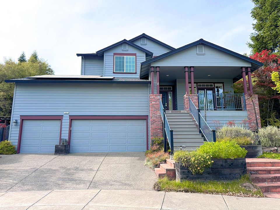 Welcome to your beautiful new home in Northeast Santa Rosa most popular Skyhawk Neighborhood!