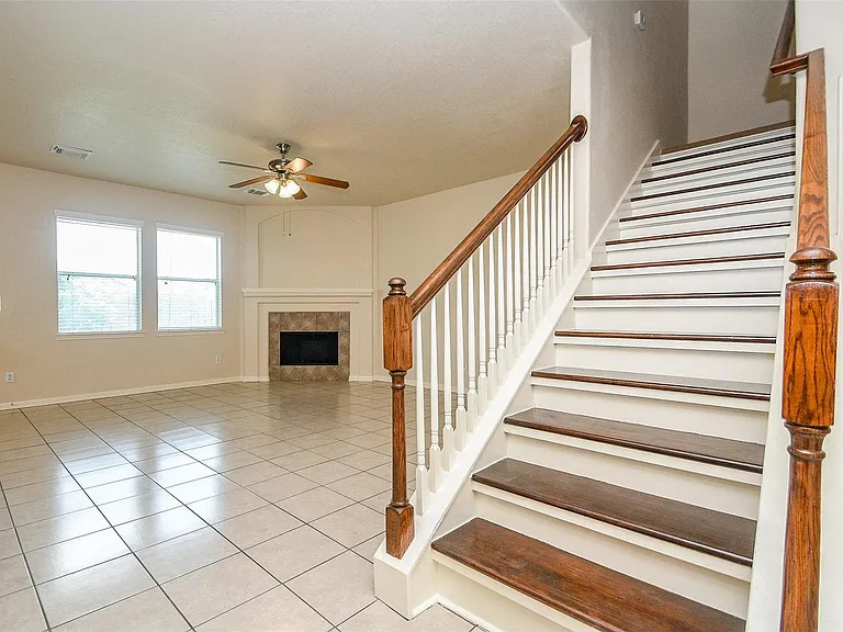 13111 Rippling Creek Ln — Photo 29
