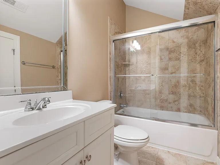 207 Towne Ridge Ln — Photo 28