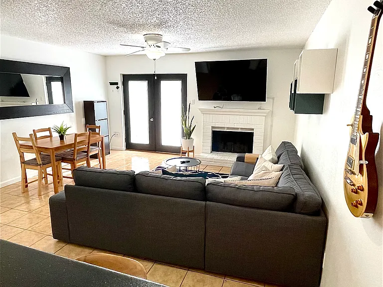 5763 Shadydell Dr — Photo 2
