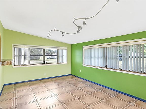 5th image of 17120 E Lake Dr