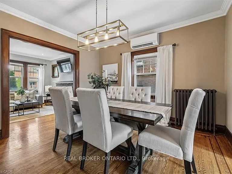 25 Ottawa St S — Photo 11