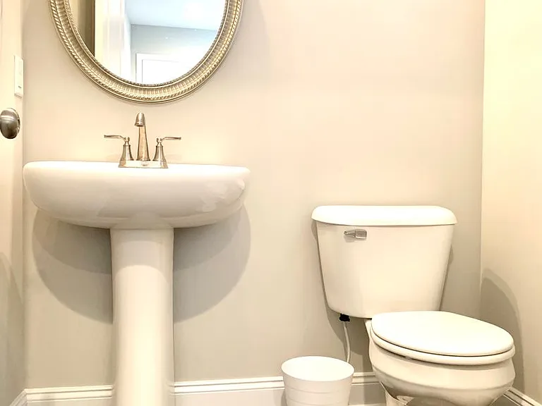 712 Banister Dr — Photo 14