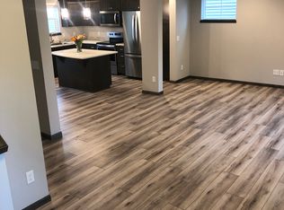 407 Crane Xing, Waunakee, WI 53597