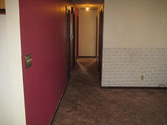 5th image of 26 Kirkwood Dr