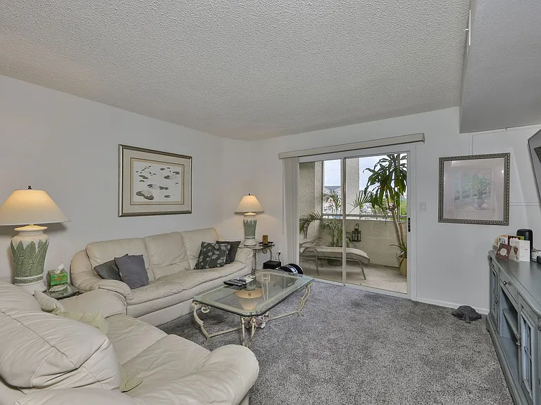 5567 Sea Forest Dr #122 — Photo 7