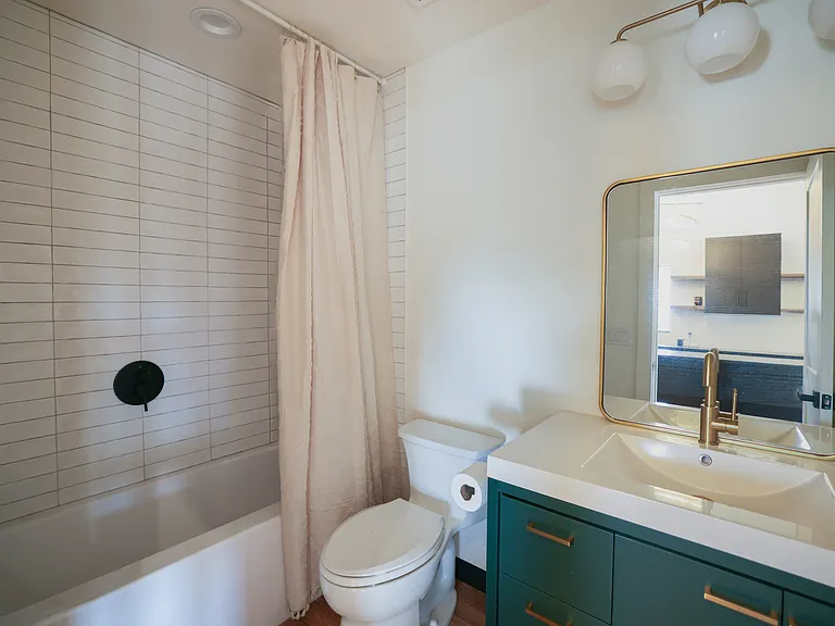 1130 N Taffeta Dr #2 — Photo 8
