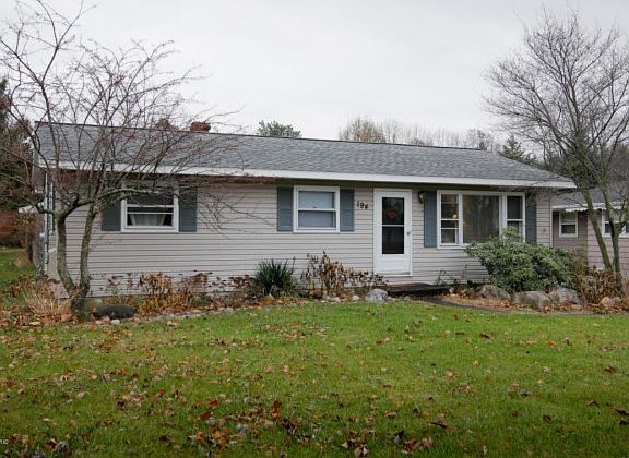 2nd image of 194 Silver St