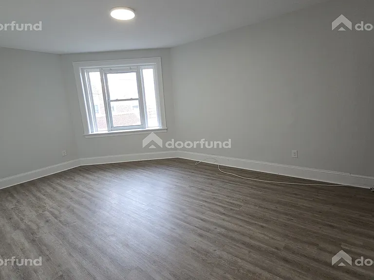 1006 Main St #6 — Photo 12