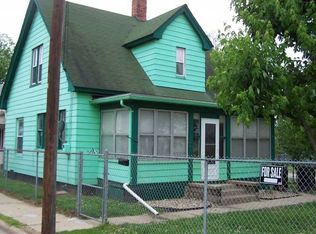 1205 E 4th St, Beardstown, IL 62618