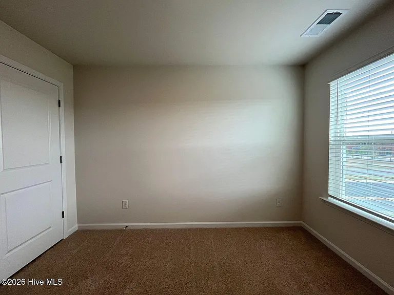 201 Maddox Dr — Photo 23