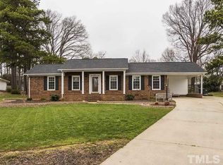2913 Crestwood Ct, Burlington, NC 27215