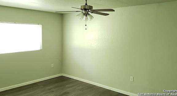 5th image of 7809 Hollow Oak St