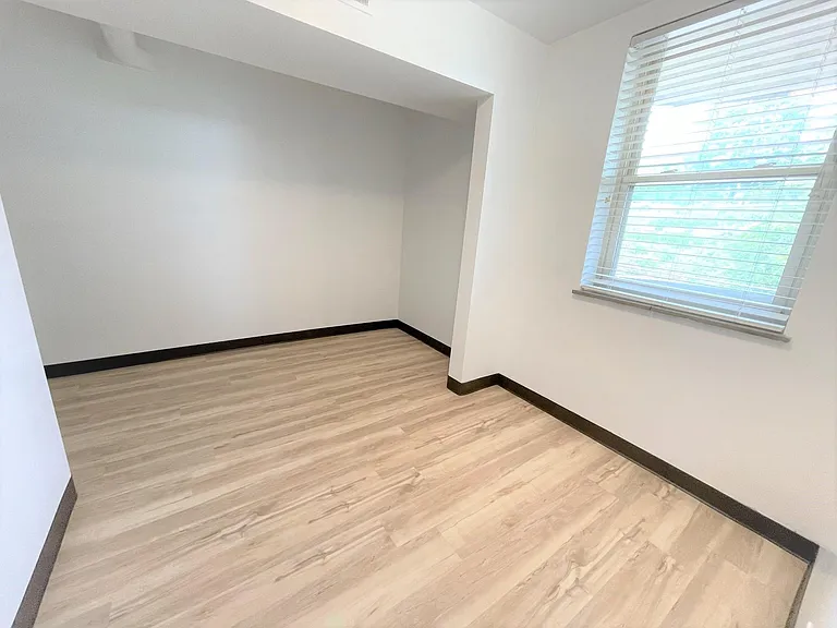 5710 Phillips Ave #A9 — Photo 58
