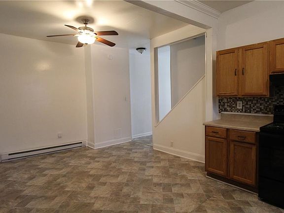 4th image of 1035 23rd St
