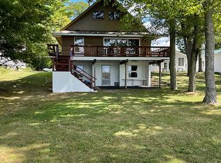 1165 S Ransom Ave, White Cloud, MI 49349