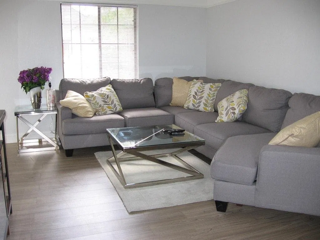 2 bed, 1000 sqft, $1,588 — Photo 1
