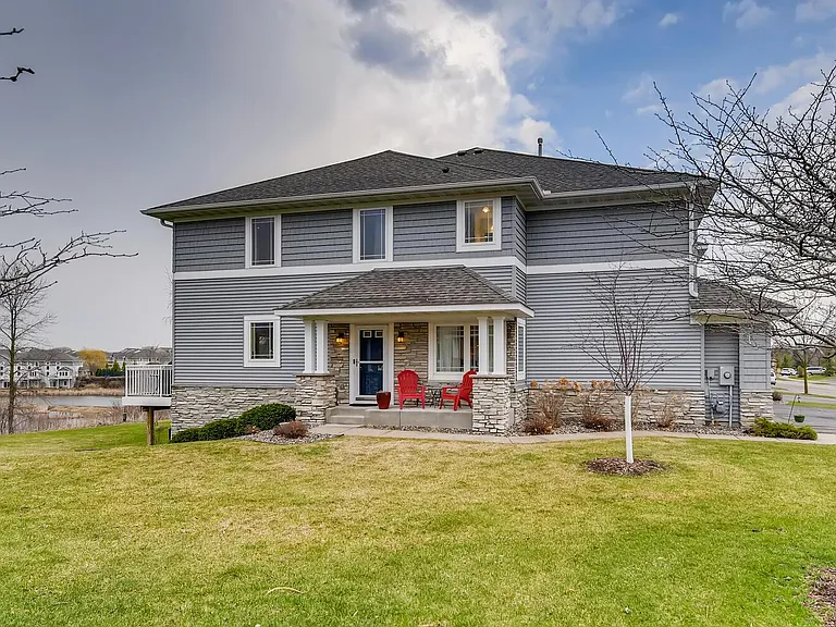 5038 Archer Ln — Photo 1