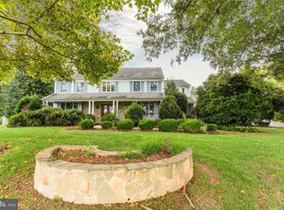 5608 Foggy Ln, Rockville, MD 20855