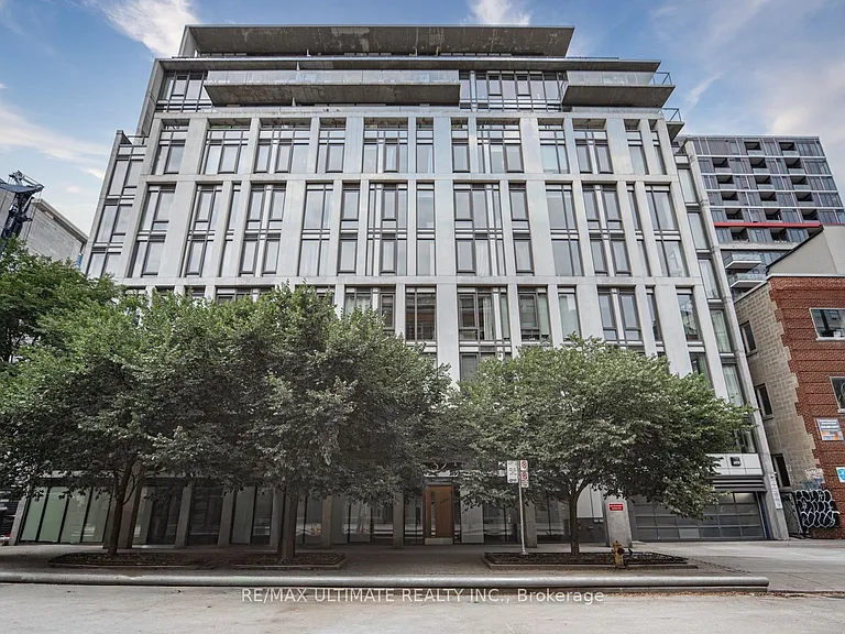 32 Camden St #906 — Photo 3