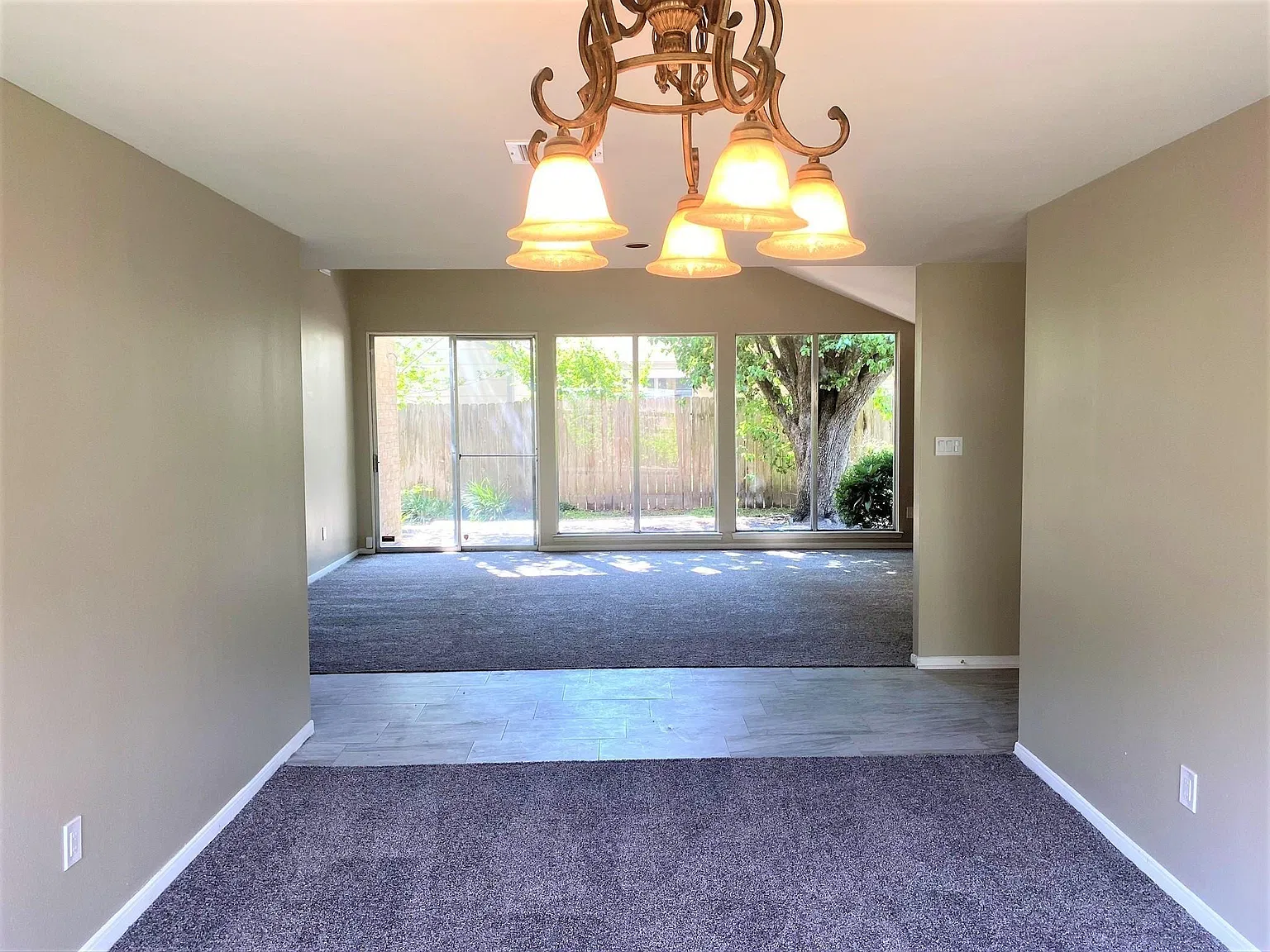3 bed, 2.0 bath, 1979 sqft, $2,450 — Photo 4