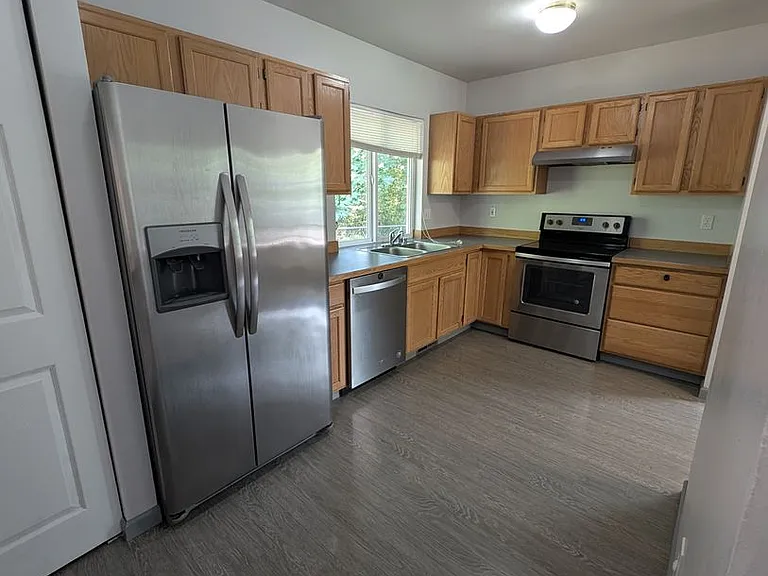 1762 Sage Ct — Photo 5