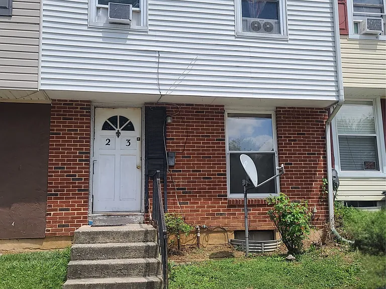 23 Palmer Pl — Photo 1