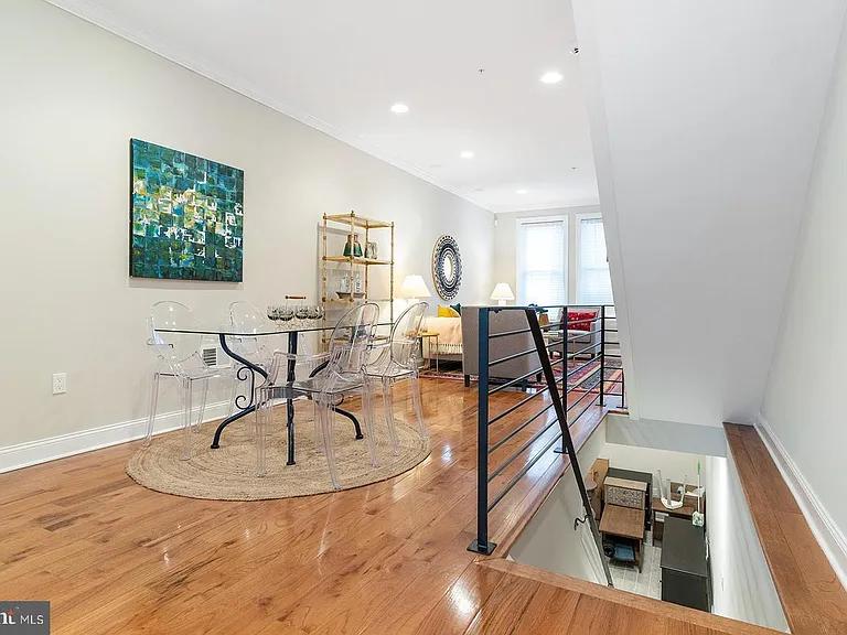 1232 S 23rd St — Photo 18
