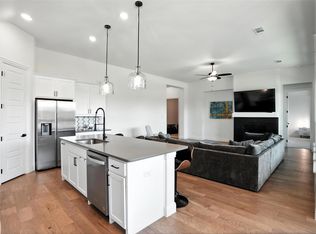 716 Colt Dr, Aubrey, TX 76227