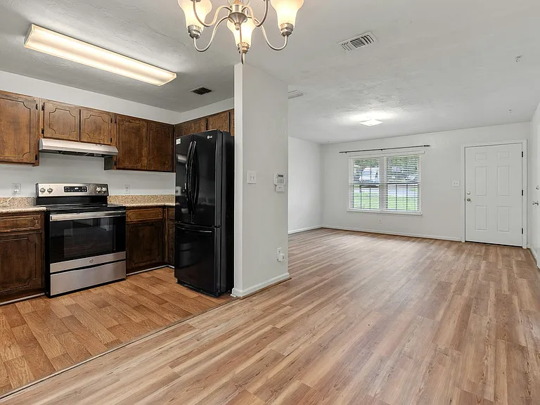 2434 Jolene Ln — Photo 21