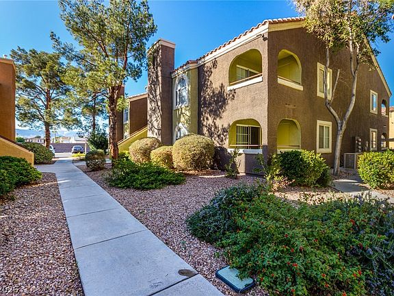 3rd image of 7950 W Flamingo Rd Unit 1092