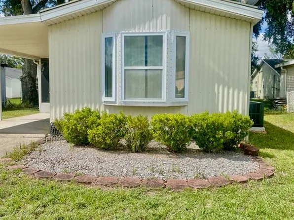 622 Cottage Park Ln, Leesburg, FL 34748